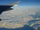 faszinierend �ber gr�nland: sehr gebirgig und nat�rlich ewiges eis. dachte es w�re flach dort!