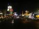 las vegas strip an dem wir von einem casino zum anderen gegangen sind. leider nicht sehr erfolgreich auf der suche nach netten lokalen/clubs