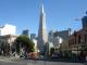 mein lieblingshochhaus hab ich schnell gefunden: die transamerica pyramid. das foto ist �brigens ganz in der n�he unseres hostels aufgenommen